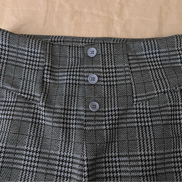 HALARA High Waisted Side Pocket Houndstooth Plaid Work Pant - Picture 5 of 11